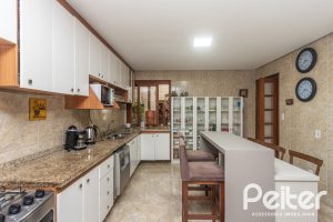 Apartamento à venda com 267m², 3 dormitórios, 1 suíte, 4 vagas, no bairro Sétimo Céu em Porto Alegre