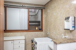 Apartamento à venda com 267m², 3 dormitórios, 1 suíte, 4 vagas, no bairro Sétimo Céu em Porto Alegre