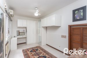 Apartamento à venda com 267m², 3 dormitórios, 1 suíte, 4 vagas, no bairro Sétimo Céu em Porto Alegre