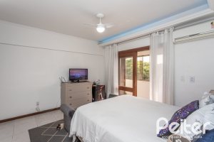 Apartamento à venda com 267m², 3 dormitórios, 1 suíte, 4 vagas, no bairro Sétimo Céu em Porto Alegre