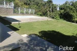 Casa em Condomínio à venda com 288m², 4 dormitórios, 2 suítes, 2 vagas, no bairro Knorr em Porto Alegre