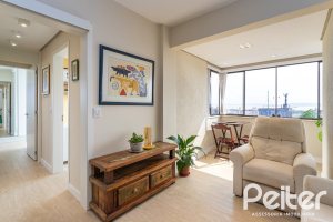 Cobertura à venda com 153m², 3 dormitórios, 1 suíte, 1 vaga, no bairro Tristeza em PORTO ALEGRE