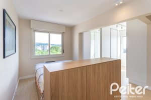 Cobertura à venda com 153m², 3 dormitórios, 1 suíte, 1 vaga, no bairro Tristeza em PORTO ALEGRE