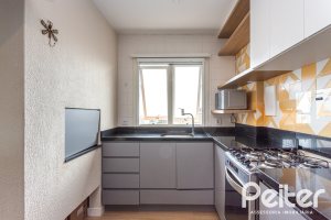 Cobertura à venda com 153m², 3 dormitórios, 1 suíte, 1 vaga, no bairro Tristeza em PORTO ALEGRE