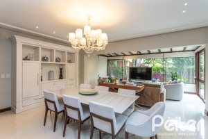 Casa em Condomínio à venda com 339m², 3 dormitórios, 1 suíte, 3 vagas, no bairro Tristeza em PORTO ALEGRE