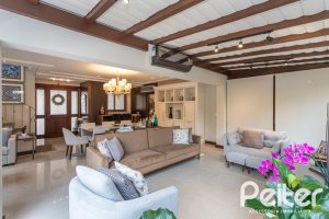 Casa em Condomínio à venda com 339m², 3 dormitórios, 1 suíte, 3 vagas, no bairro Tristeza em PORTO ALEGRE