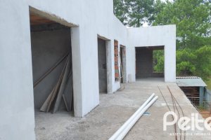 Casa em Condomínio à venda com 630m², 4 dormitórios, 4 suítes, 4 vagas, no bairro Terra Ville em Porto Alegre