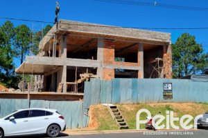 Casa em Condomínio à venda com 630m², 4 dormitórios, 4 suítes, 4 vagas, no bairro Terra Ville em Porto Alegre