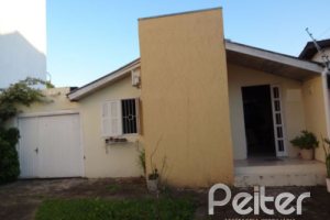 Terreno à venda com 110m², 2 vagas, no bairro Camaquã em Porto Alegre