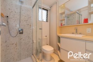 Apartamento à venda com 136m², 3 dormitórios, 1 suíte, 2 vagas, no bairro Tristeza em PORTO ALEGRE