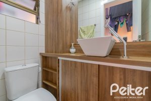 Apartamento à venda com 136m², 3 dormitórios, 1 suíte, 2 vagas, no bairro Tristeza em PORTO ALEGRE