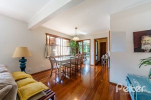 Apartamento à venda com 139m², 3 dormitórios, 1 suíte, 2 vagas, no bairro Tristeza em Porto Alegre