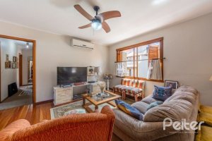 Apartamento à venda com 139m², 3 dormitórios, 1 suíte, 2 vagas, no bairro Tristeza em Porto Alegre