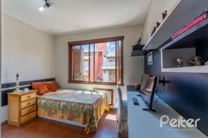 Apartamento à venda com 139m², 3 dormitórios, 1 suíte, 2 vagas, no bairro Tristeza em Porto Alegre