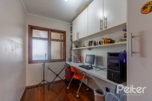 Apartamento à venda com 139m², 3 dormitórios, 1 suíte, 2 vagas, no bairro Tristeza em Porto Alegre