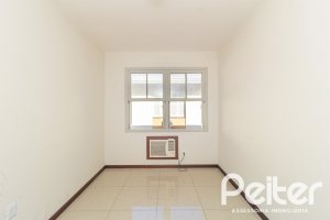Apartamento à venda com 61m², 2 dormitórios, no bairro Tristeza em Porto Alegre