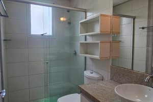 Apartamento à venda com 102m², 3 dormitórios, 1 suíte, 2 vagas, no bairro Tristeza em PORTO ALEGRE