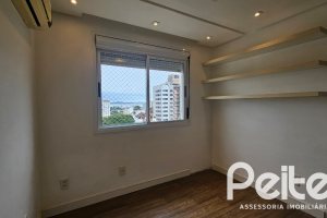 Apartamento à venda com 102m², 3 dormitórios, 1 suíte, 2 vagas, no bairro Tristeza em PORTO ALEGRE