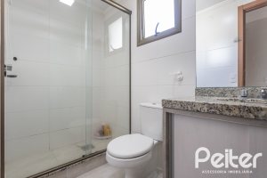 Apartamento à venda com 89m², 3 dormitórios, 1 suíte, 2 vagas, no bairro Ipanema em PORTO ALEGRE
