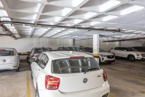 Apartamento à venda com 89m², 3 dormitórios, 1 suíte, 2 vagas, no bairro Ipanema em PORTO ALEGRE