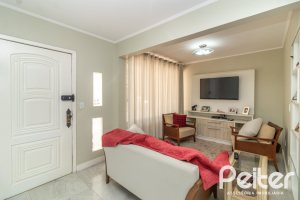 Casa em Condomínio à venda com 159m², 3 dormitórios, 1 suíte, 2 vagas, no bairro Tristeza em Porto Alegre