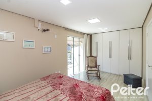 Casa em Condomínio à venda com 159m², 3 dormitórios, 1 suíte, 2 vagas, no bairro Tristeza em Porto Alegre