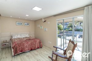 Casa em Condomínio à venda com 159m², 3 dormitórios, 1 suíte, 2 vagas, no bairro Tristeza em Porto Alegre