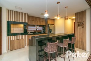 Casa em Condomínio à venda com 226m², 4 dormitórios, 4 suítes, 4 vagas, no bairro Terra Ville em PORTO ALEGRE