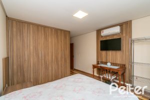 Casa em Condomínio à venda com 226m², 4 dormitórios, 4 suítes, 4 vagas, no bairro Terra Ville em PORTO ALEGRE