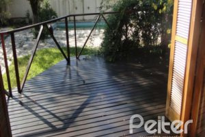 Casa à venda com 250m², 3 dormitórios, 1 suíte, 2 vagas, no bairro Ipanema em Porto Alegre