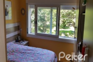 Casa à venda com 428m², 5 dormitórios, 4 suítes, 8 vagas, no bairro Vila Assunção em Porto Alegre