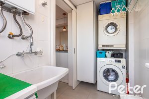 Apartamento à venda com 221m², 3 dormitórios, 3 suítes, 2 vagas, no bairro Tristeza em Porto Alegre