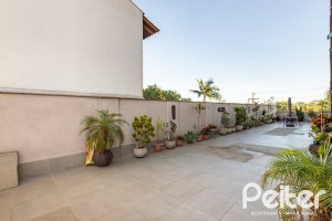Apartamento à venda com 221m², 3 dormitórios, 3 suítes, 2 vagas, no bairro Tristeza em Porto Alegre
