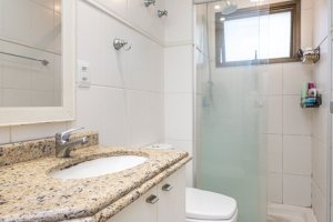 Apartamento à venda com 113m², 3 dormitórios, 1 suíte, 3 vagas, no bairro Tristeza em Porto Alegre