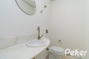 Casa à venda com 400m², 3 dormitórios, 2 suítes, 4 vagas, no bairro Jardim Isabel em Porto Alegre