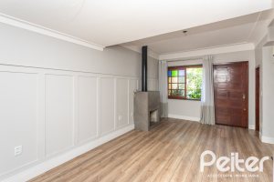 Casa em Condomínio à venda com 162m², 3 dormitórios, 2 suítes, 2 vagas, no bairro Tristeza em Porto Alegre