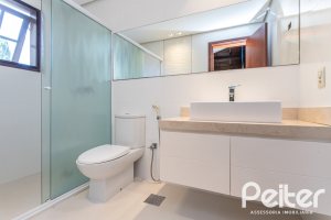 Casa em Condomínio à venda com 162m², 3 dormitórios, 2 suítes, 2 vagas, no bairro Tristeza em Porto Alegre