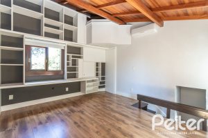 Casa em Condomínio à venda com 162m², 3 dormitórios, 2 suítes, 2 vagas, no bairro Tristeza em Porto Alegre