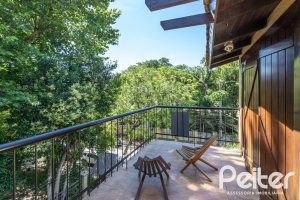 Casa em Condomínio à venda com 162m², 3 dormitórios, 2 suítes, 2 vagas, no bairro Tristeza em Porto Alegre