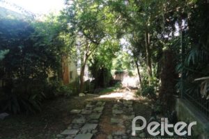 Terreno à venda com 221m², no bairro Vila Assunção em Porto Alegre