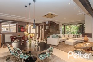Casa em Condomínio à venda com 380m², 4 dormitórios, 2 suítes, 3 vagas, no bairro Tristeza em PORTO ALEGRE