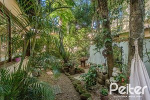 Casa em Condomínio à venda com 380m², 4 dormitórios, 2 suítes, 3 vagas, no bairro Tristeza em PORTO ALEGRE