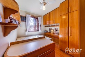 Casa em Condomínio à venda com 178m², 4 dormitórios, 2 suítes, 4 vagas, no bairro Ipanema em Porto Alegre