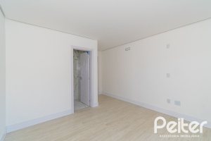 Casa em Condomínio à venda com 292m², 4 dormitórios, 4 suítes, 4 vagas, no bairro Alphaville em PORTO ALEGRE