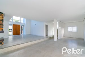 Casa em Condomínio à venda com 292m², 4 dormitórios, 4 suítes, 4 vagas, no bairro Alphaville em PORTO ALEGRE