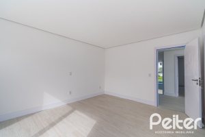 Casa em Condomínio à venda com 292m², 4 dormitórios, 4 suítes, 4 vagas, no bairro Alphaville em PORTO ALEGRE