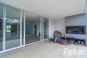 Casa em Condomínio à venda com 292m², 4 dormitórios, 4 suítes, 4 vagas, no bairro Alphaville em PORTO ALEGRE