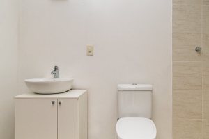 Casa à venda com 262m², 3 dormitórios, 1 suíte, 2 vagas, no bairro Jardim Isabel em Porto Alegre