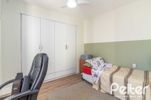 Casa à venda com 380m², 4 dormitórios, 4 suítes, 3 vagas, no bairro Vila Assunção em Porto Alegre