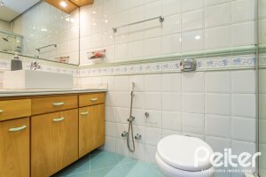 Casa em Condomínio à venda com 186m², 3 dormitórios, 1 suíte, 2 vagas, no bairro Sétimo Céu em Porto Alegre
